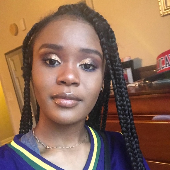 Meet your Posher, Kiara - Picture 2 of 4